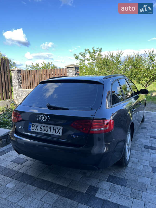 Универсал Audi A4 2009 в Староконстантинове