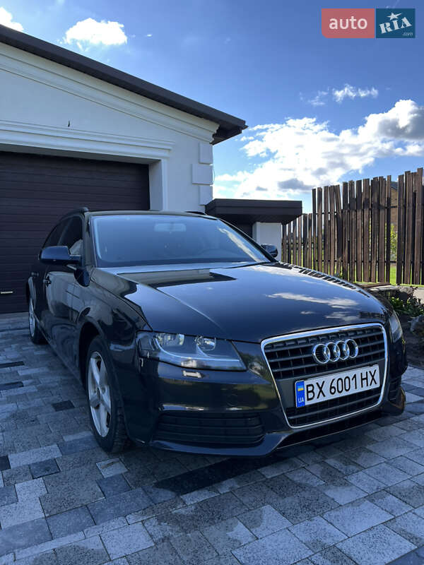 Универсал Audi A4 2009 в Староконстантинове