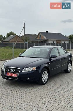 Седан Audi A4 2005 в 