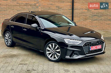 Седан Audi A4 2021 в 