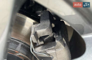 Седан Audi A4 2021 в 
