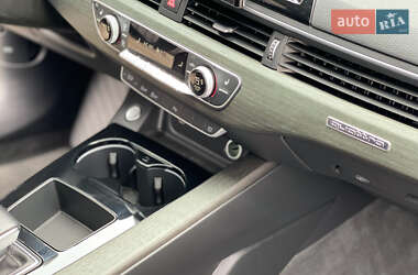 Седан Audi A4 2021 в 