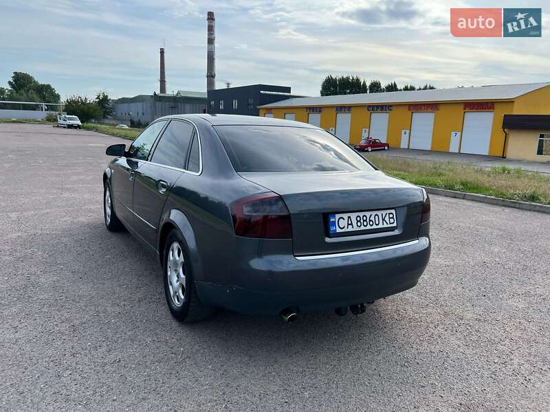 Седан Audi A4 2001 в Черкассах