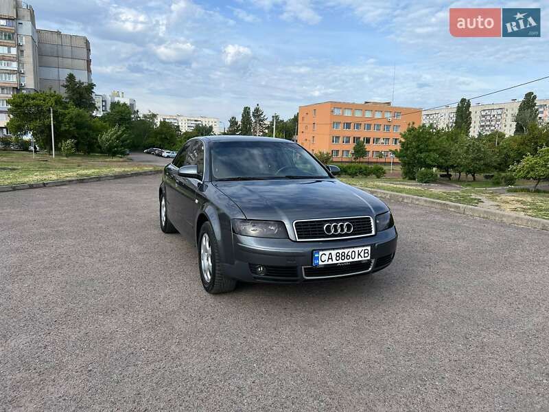 Седан Audi A4 2001 в Черкассах