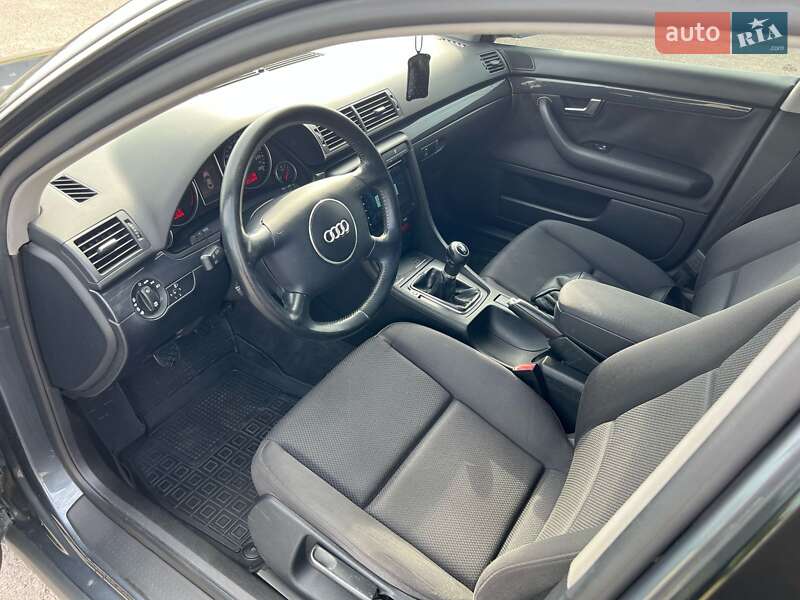 Седан Audi A4 2001 в Черкассах