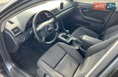 Седан Audi A4 2001 в 