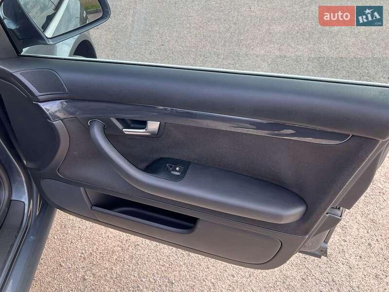 Седан Audi A4 2001 в Черкассах