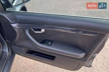 Седан Audi A4 2001 в 