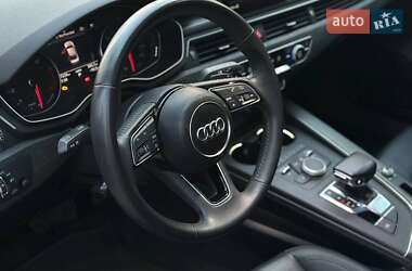 Седан Audi A4 2019 в 