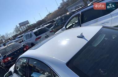 Седан Audi A4 2015 в 