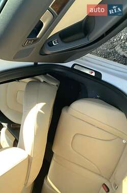 Седан Audi A4 2015 в 