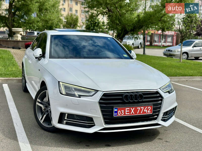 Седан Audi A4 2017 в Киеве