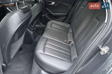Седан Audi A4 2019 в 