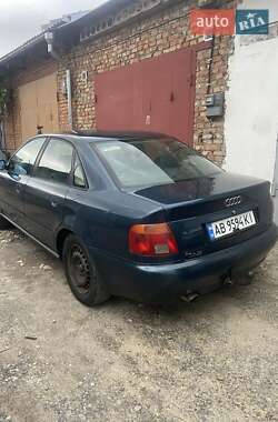 Седан Audi A4 1996 в 