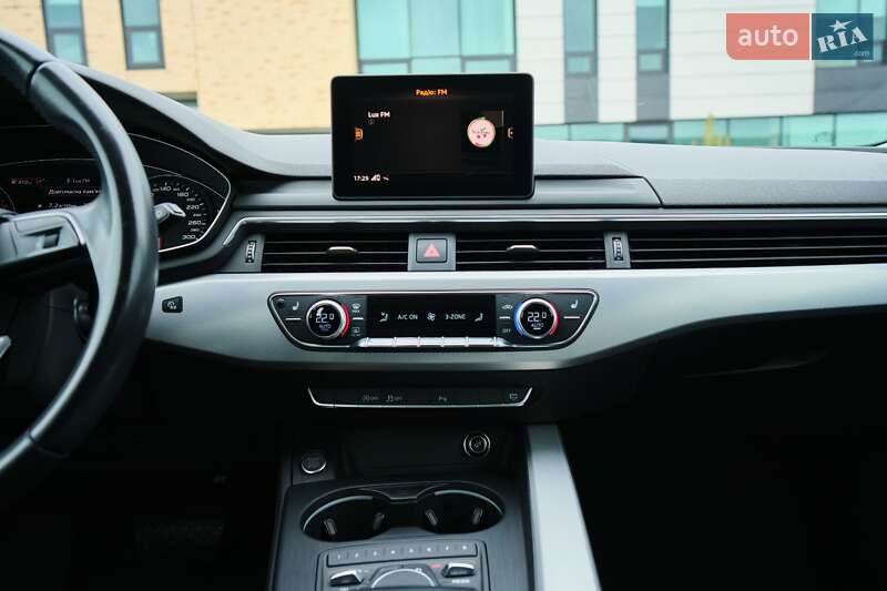 Універсал Audi A4 2019 в Хмельницькому