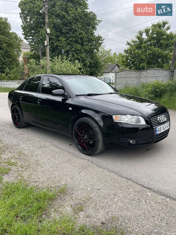 Седан Audi A4 2006 в Гнивани