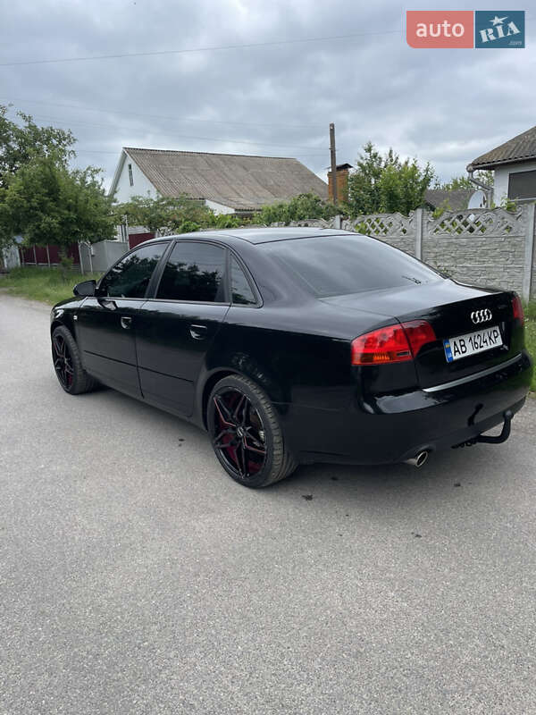 Седан Audi A4 2006 в Гнивани