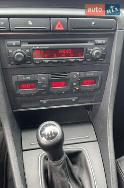 Седан Audi A4 2006 в Гнівані
