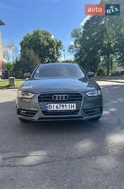 Седан Audi A4 2012 в Полтаве