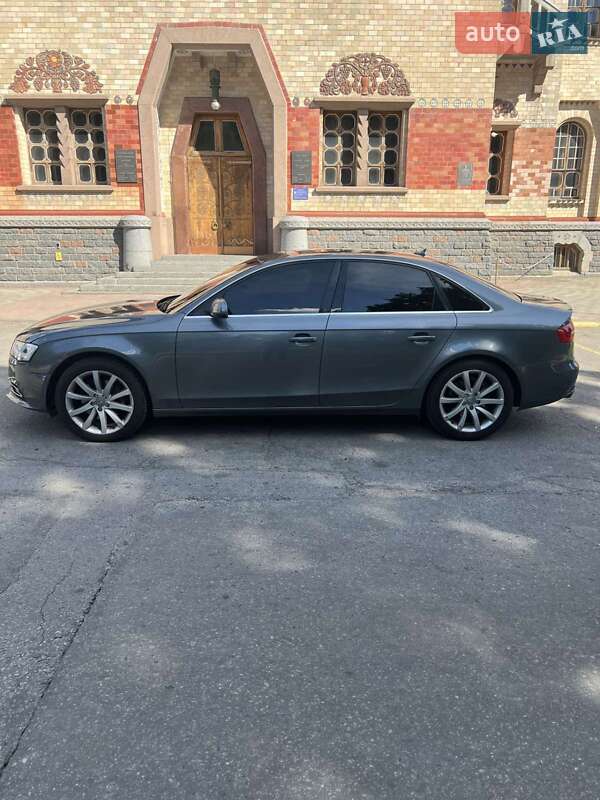 Седан Audi A4 2012 в Полтаві фото 28 Седан Audi A4 2012 в Полтаві
