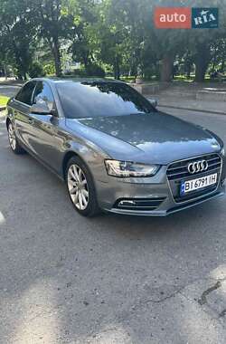 Седан Audi A4 2012 в Полтаве