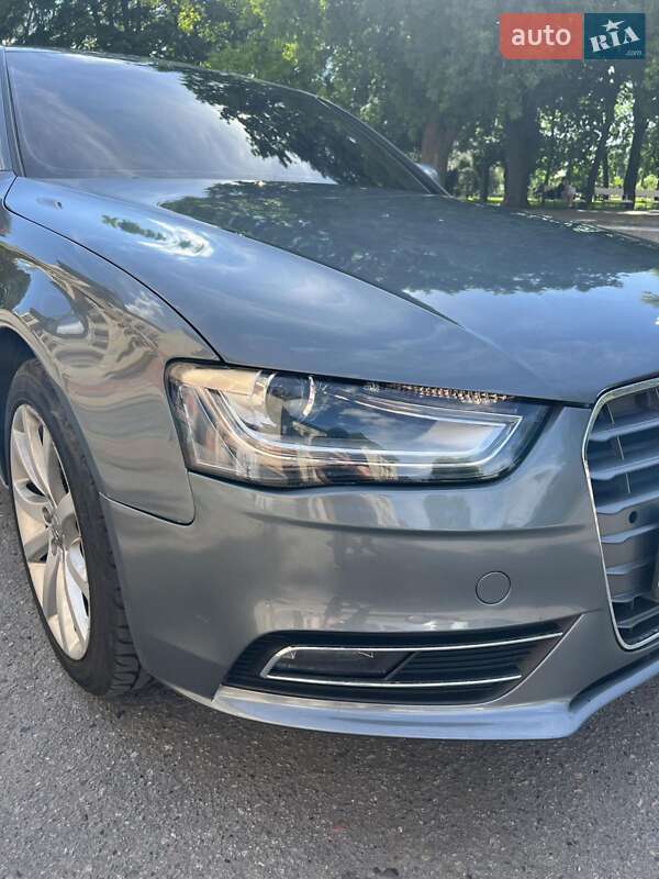 Седан Audi A4 2012 в Полтаві фото 32 Седан Audi A4 2012 в Полтаві