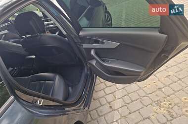 Седан Audi A4 2017 в 
