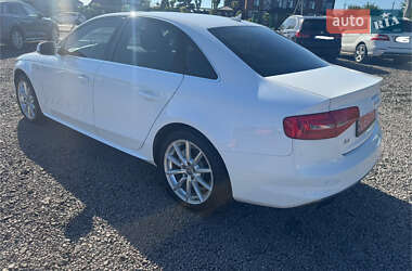Седан Audi A4 2014 в 