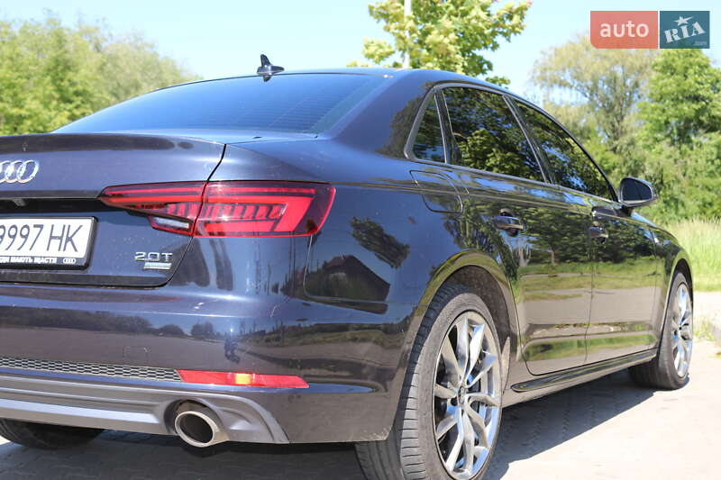 Седан Audi A4 2017 в Львове