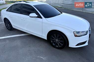 Седан Audi A4 2014 в 