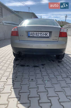 Седан Audi A4 2001 в 