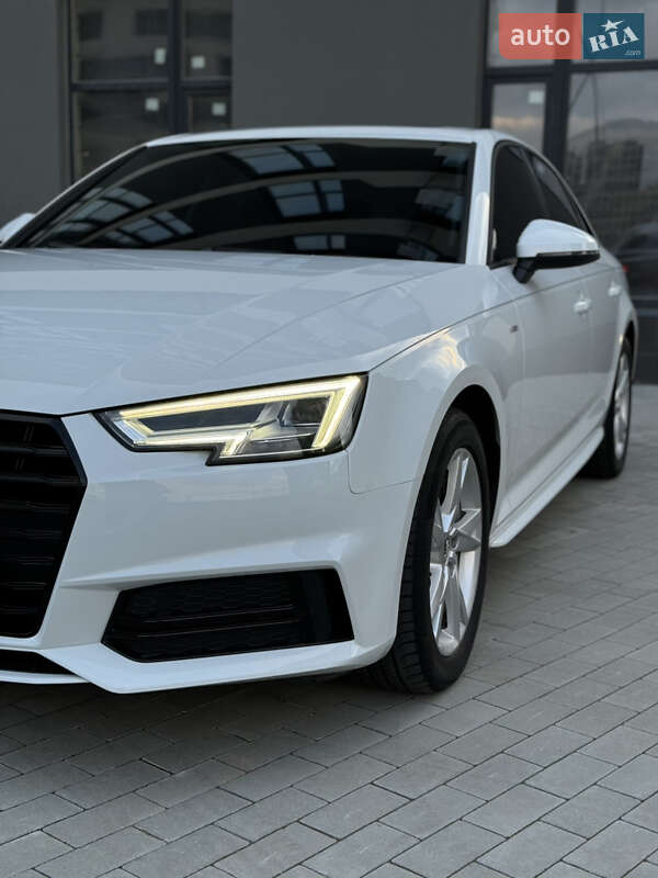 Седан Audi A4 2018 в Києві