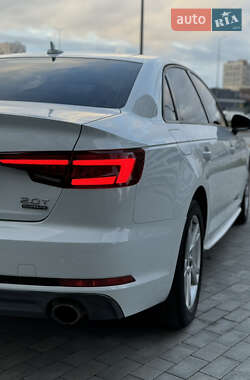 Седан Audi A4 2018 в 