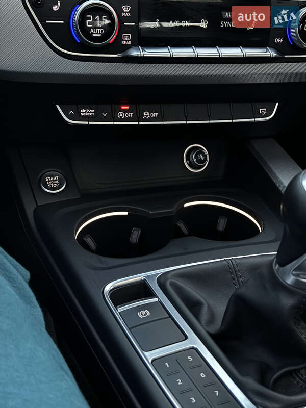 Седан Audi A4 2018 в Києві