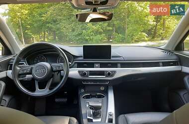 Седан Audi A4 2016 в 