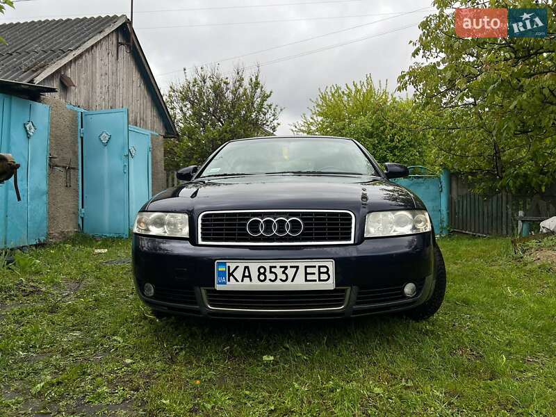 Седан Audi A4 2001 в Киеве