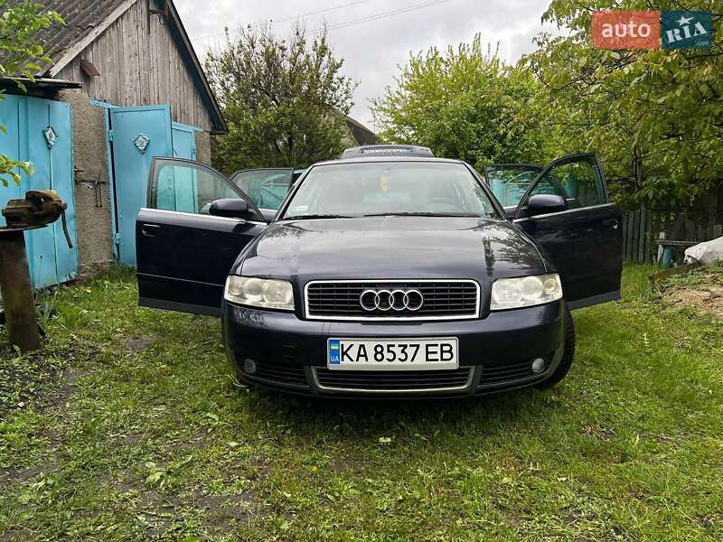 Седан Audi A4 2001 в Киеве