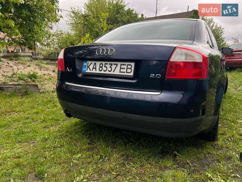 Седан Audi A4 2001 в Києві