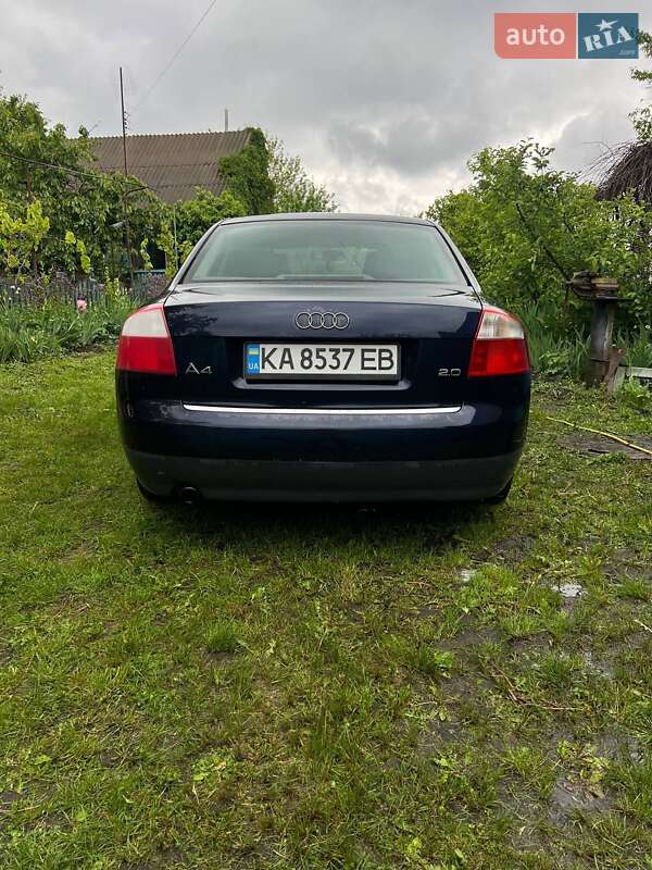 Седан Audi A4 2001 в Киеве
