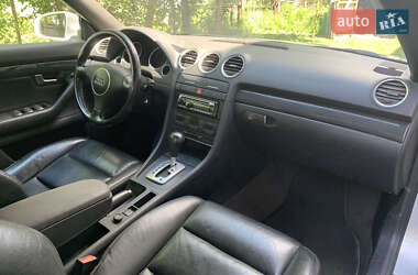 Кабриолет Audi A4 2004 в 