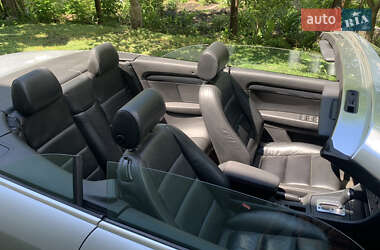 Кабриолет Audi A4 2004 в 