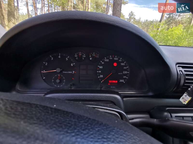 Седан Audi A4 1996 в Киеве