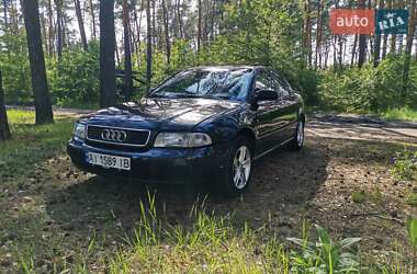 Седан Audi A4 1996 в Киеве
