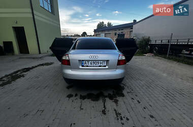 Седан Audi A4 2001 в 