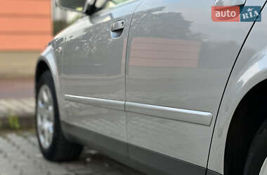 Универсал Audi A4 2003 в 