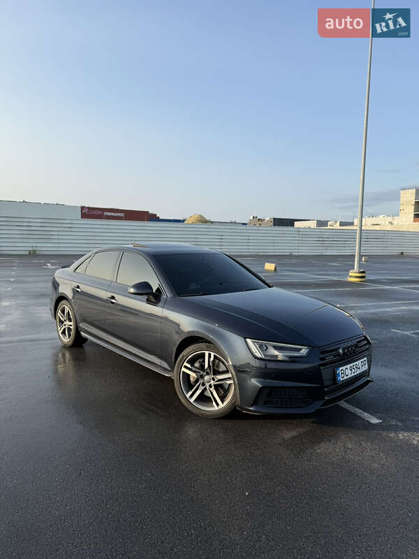 Седан Audi A4 2017 в Львове