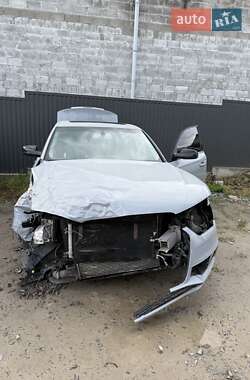 Седан Audi A4 2014 в Львові