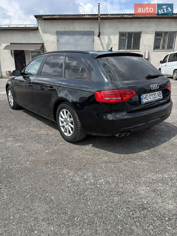 Універсал Audi A4 2012 в Тернополі