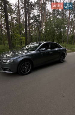 Седан Audi A4 2014 в Киеве