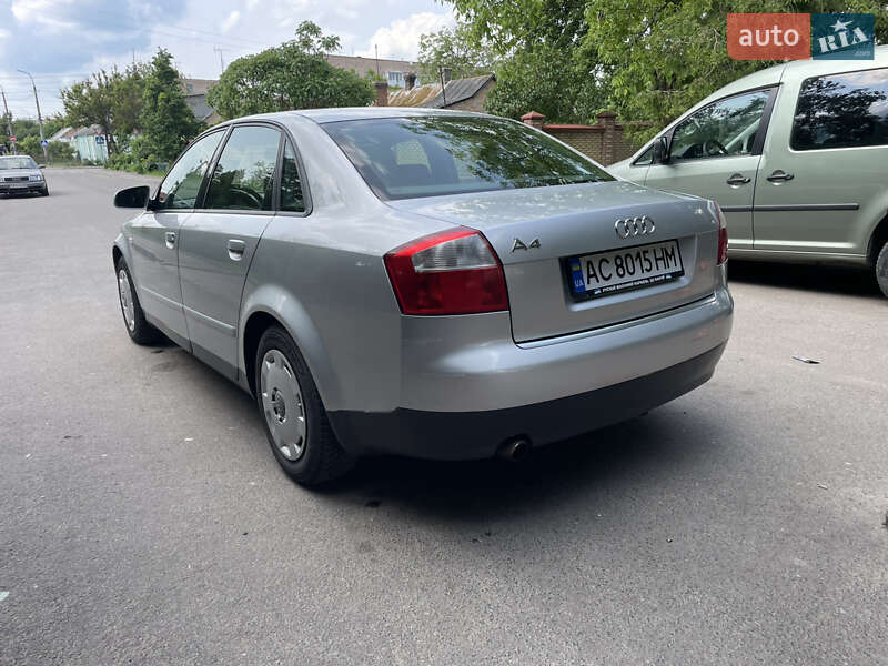 Седан Audi A4 2002 в Луцке